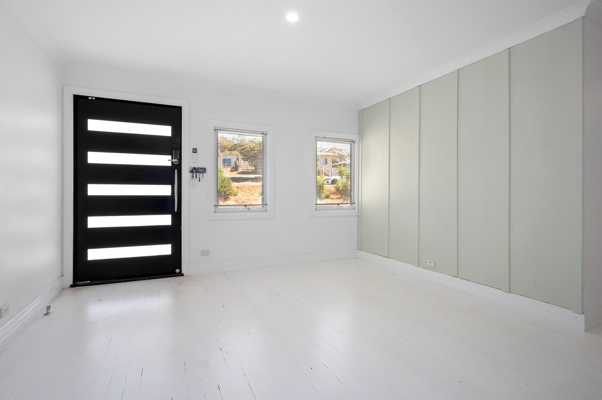 6 Redwood Street,
	
			
							KAMBALDA EAST
				
							
							WA
			6442, Kambalda East - Thumbnail 2