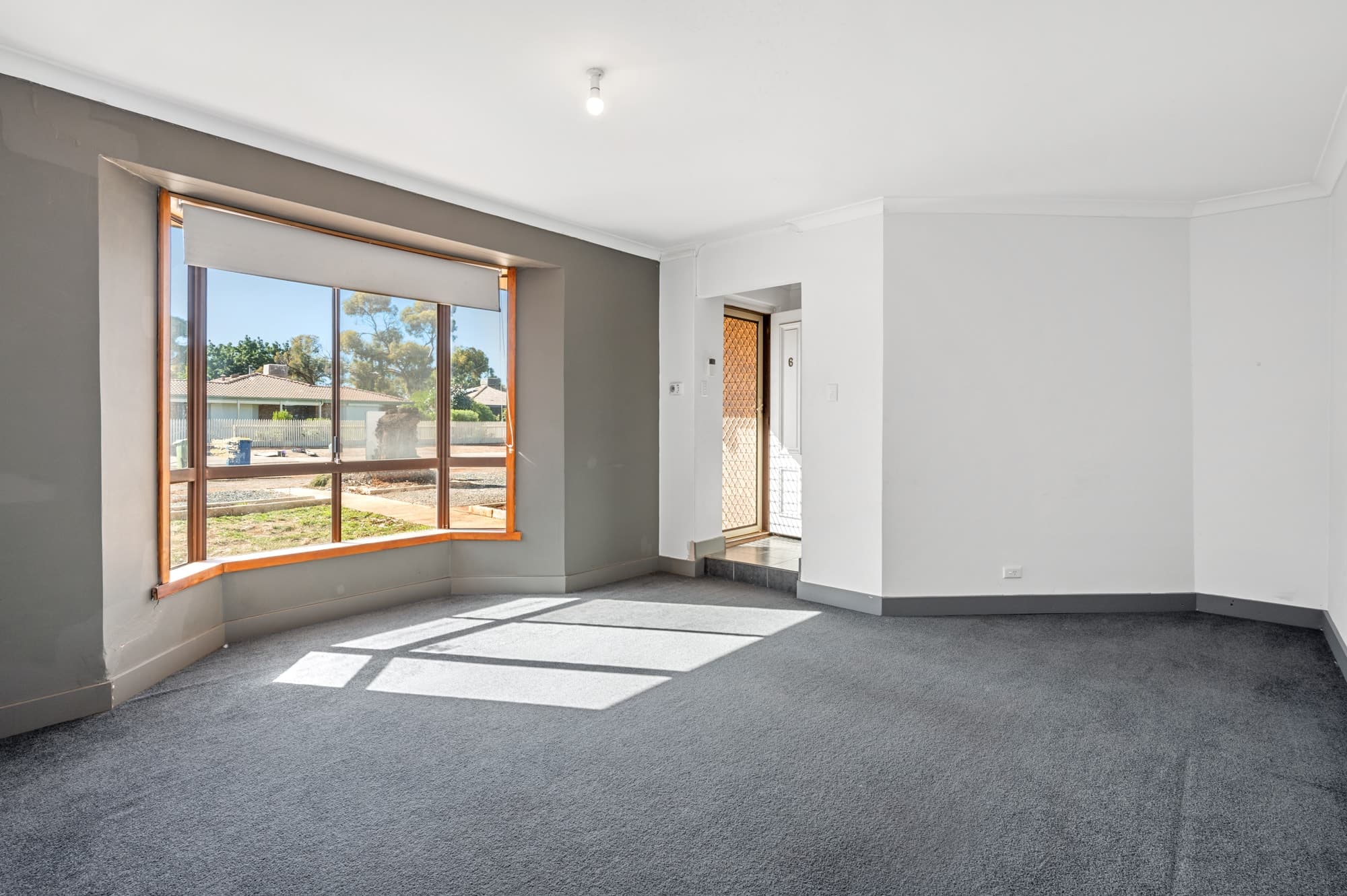 61 Shaw Street,
	
			
							WEST LAMINGTON
				
							
							WA
			6430, West Lamington - Thumbnail 2