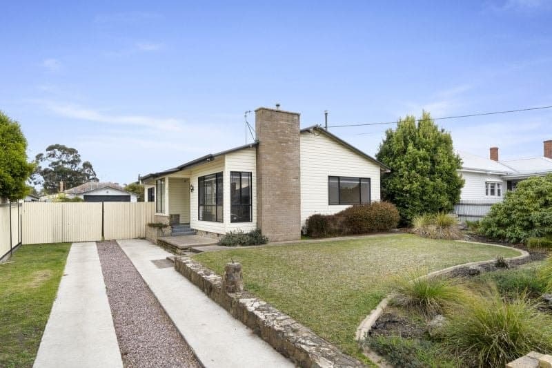 2 Wynne Street Colac VIC, Colac - Image 1