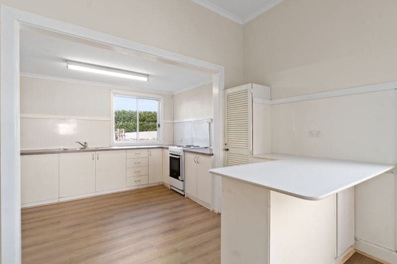 23 Blandford Street Cobden VIC, Cobden - Thumbnail 2