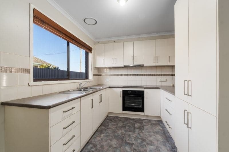 9 James Street Colac VIC, Colac - Thumbnail 2