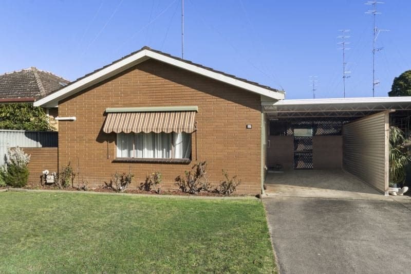 1/21 Queen Street Colac VIC, Colac - Image 1