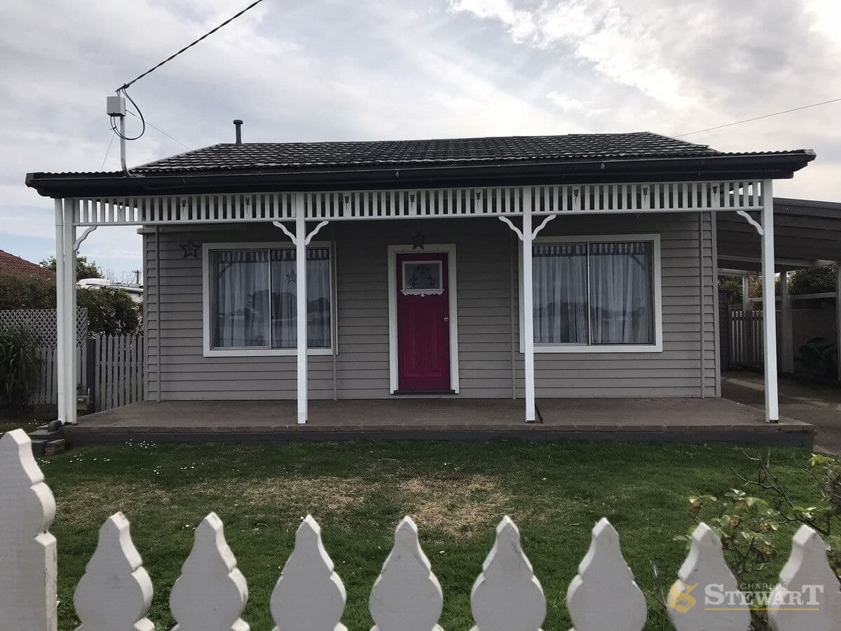 215 Sinclair Street South, Colac, VIC, Colac - Image 1