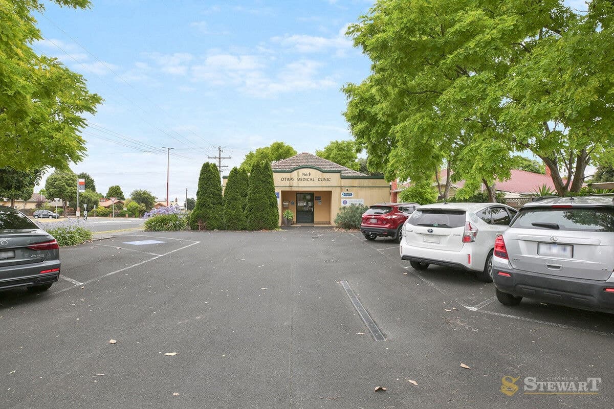 8 Hart Street, Colac, VIC, Colac - Thumbnail 3