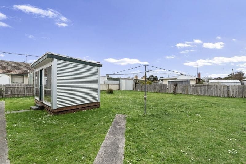 22 Churchill Square Colac VIC, Colac - Thumbnail 7