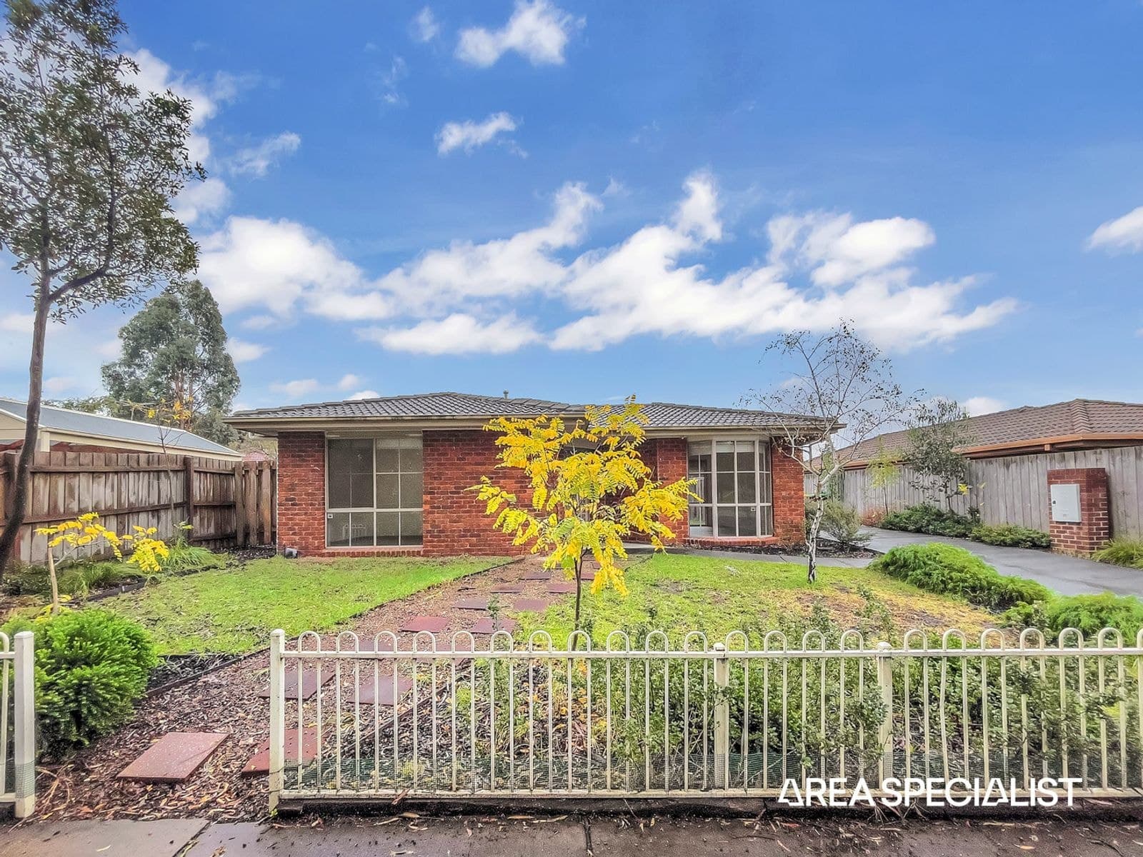 1/143 Monahans Road, Cranbourne West, VIC 3977, Cranbourne West - Image 1