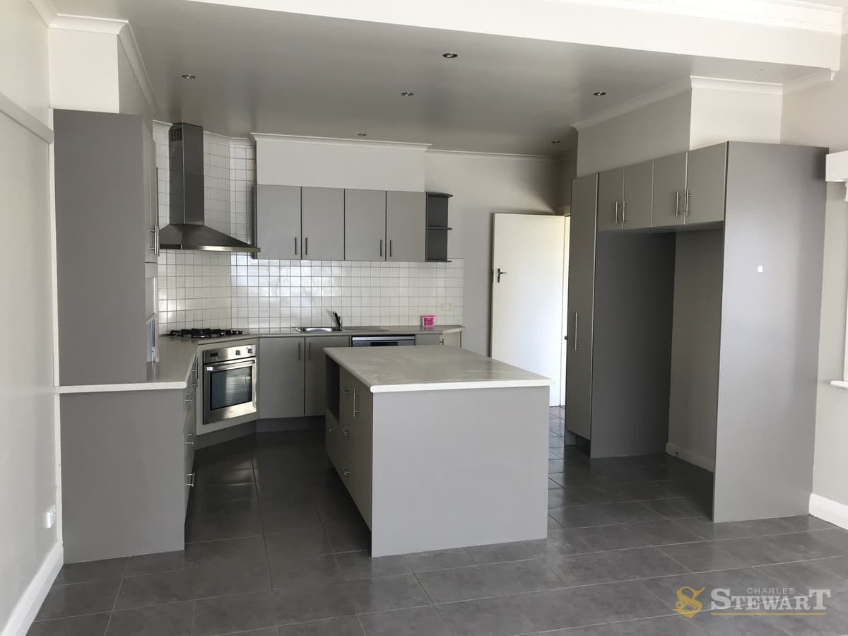 66 Moore Street, Colac, VIC, Colac - Thumbnail 2
