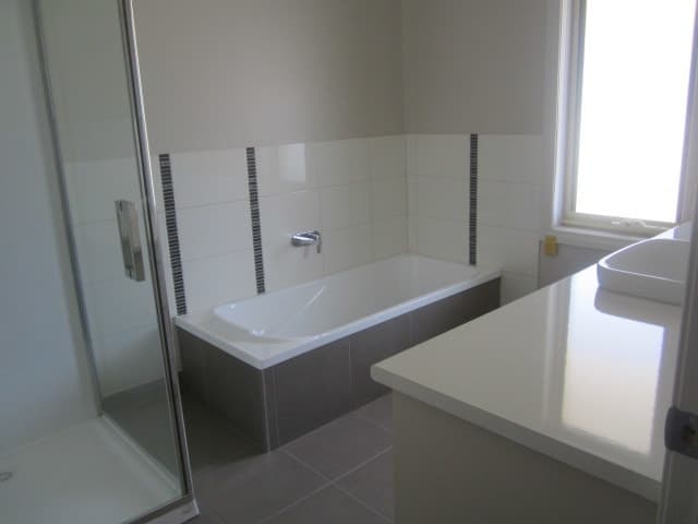 12 Rankin Street, Colac, VIC, Colac - Thumbnail 3