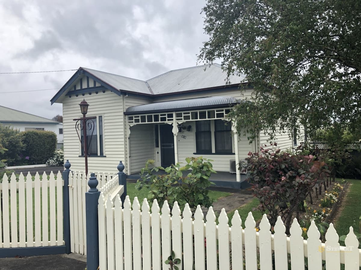18 Hopetoun Street, Camperdown, VIC, Camperdown - Thumbnail 2
