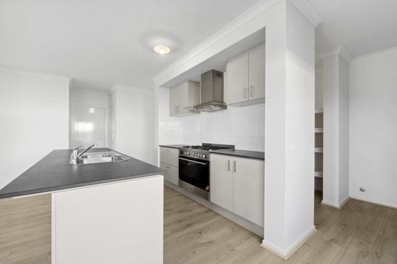 4 Gibson Court Colac VIC, Colac - Thumbnail 2