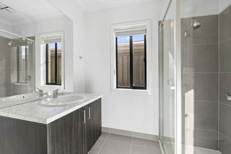 4 Gibson Court Colac VIC, Colac - Thumbnail 6