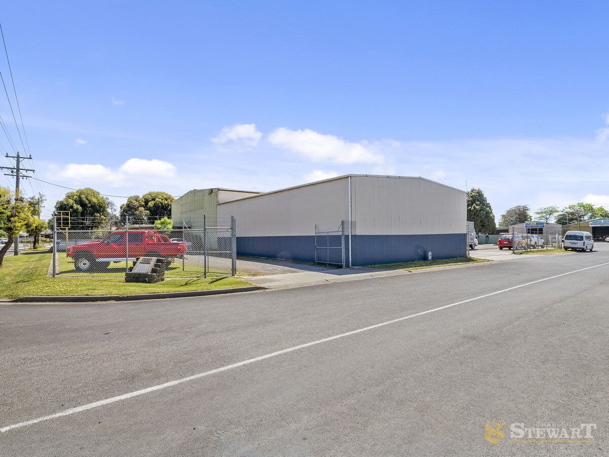 89 Wallace Street, Colac, VIC, Colac - Thumbnail 3