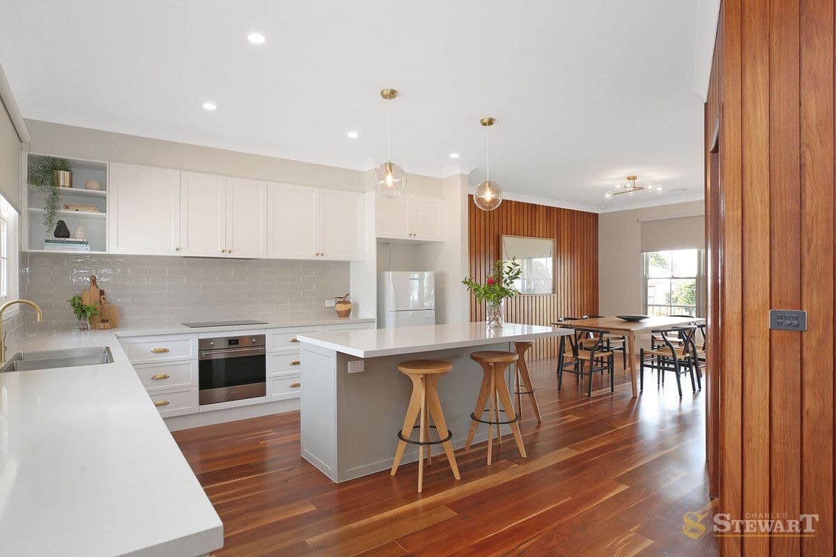 50 Moore Street, Colac, VIC, Colac - Thumbnail 2