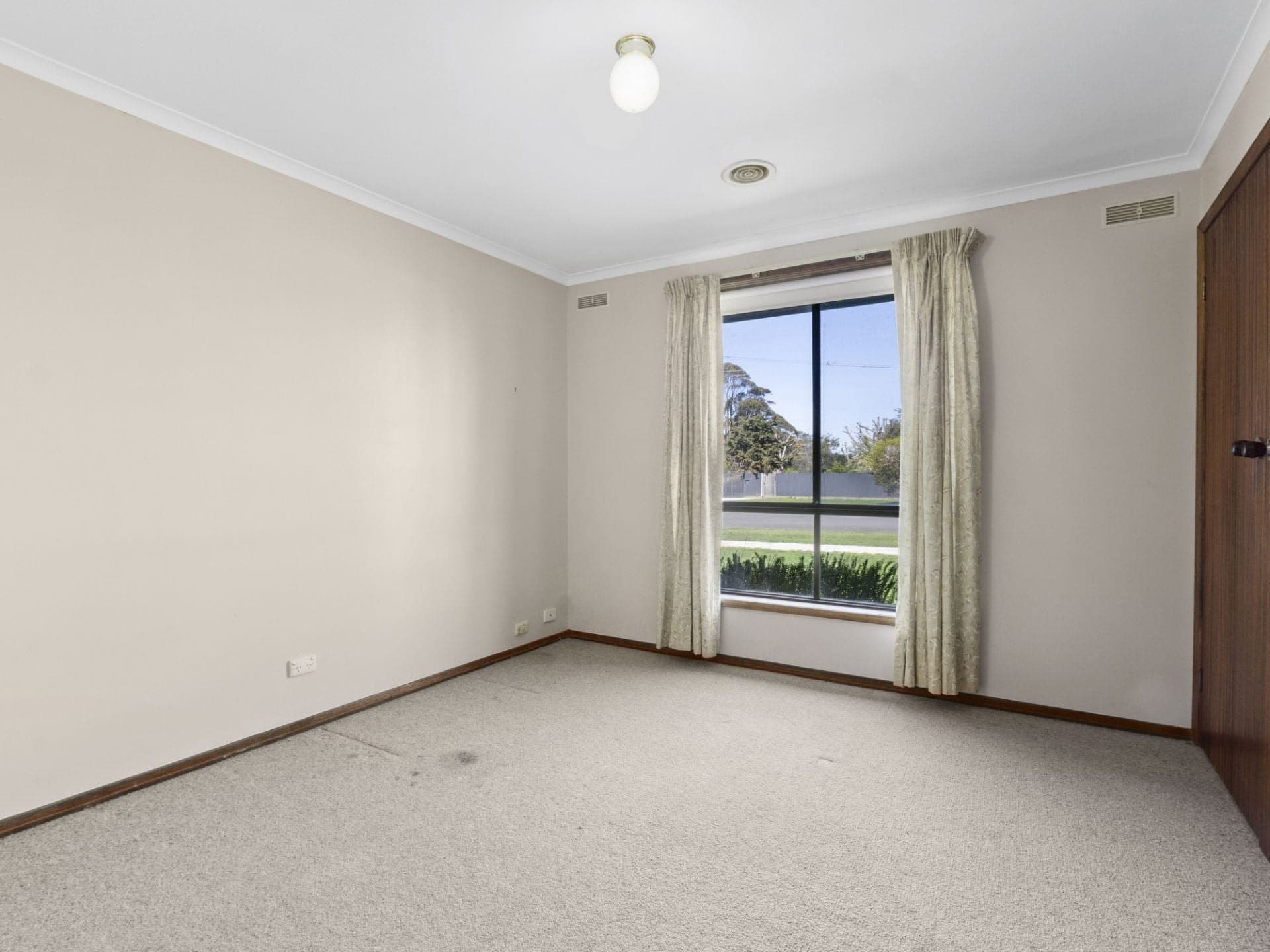 44 Clarke Street Cobden VIC, Cobden - Thumbnail 6