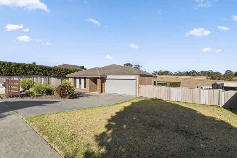 12 Fulford Crescent Elliminyt VIC, Elliminyt - Thumbnail 2