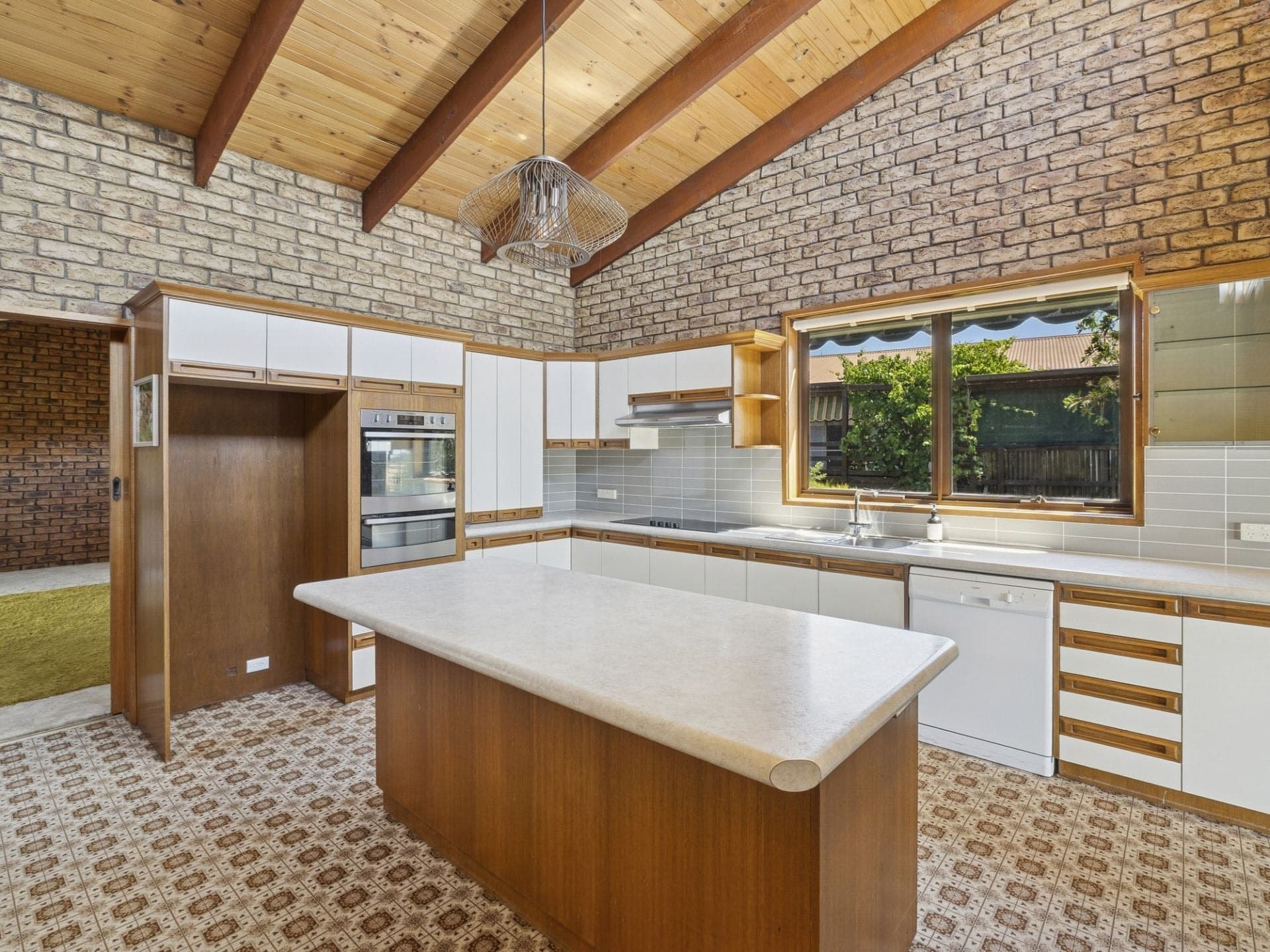 112 Marriner Street Colac VIC, Colac - Thumbnail 2