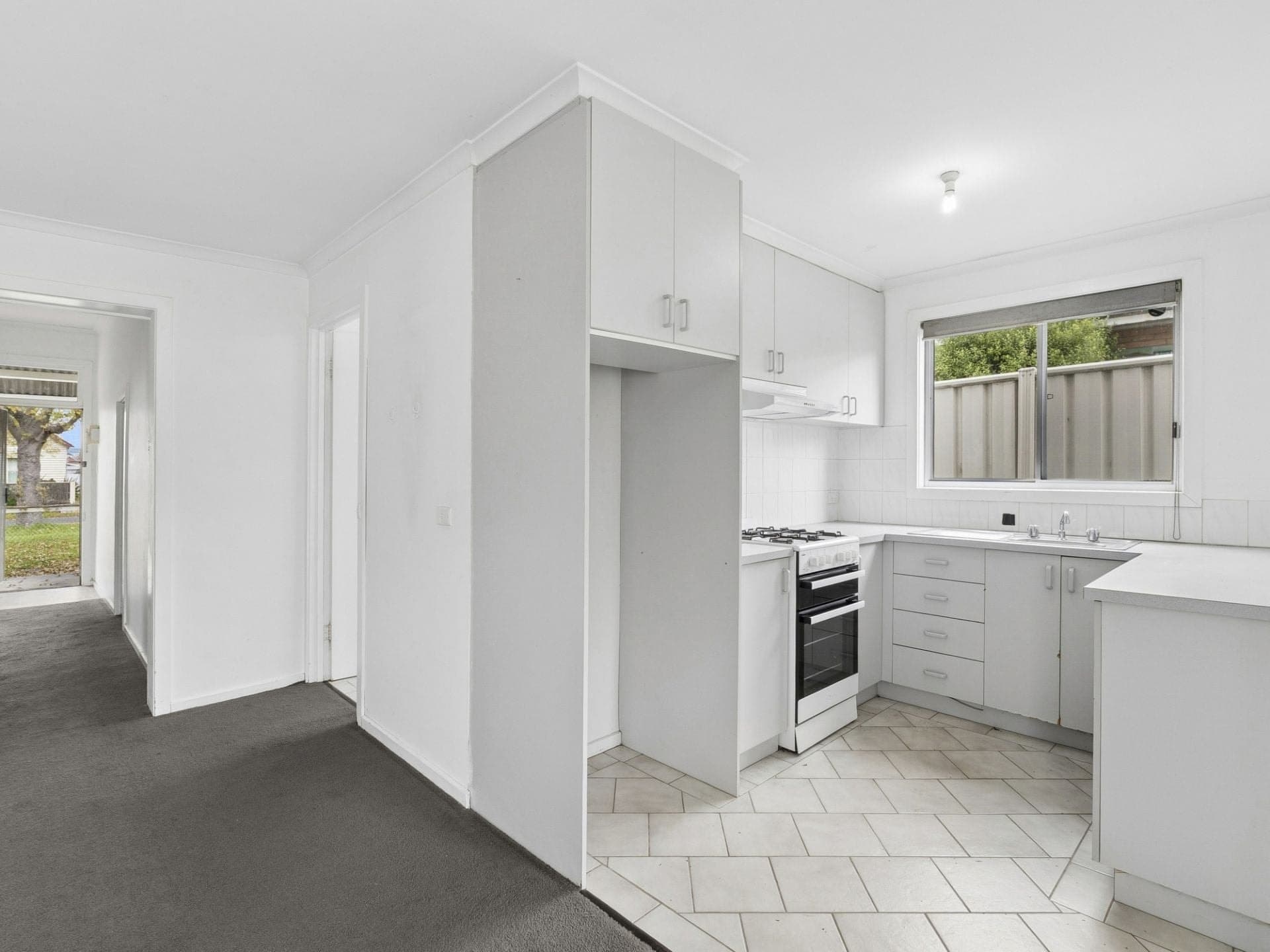27 Manifold Street Colac VIC, Colac - Thumbnail 2