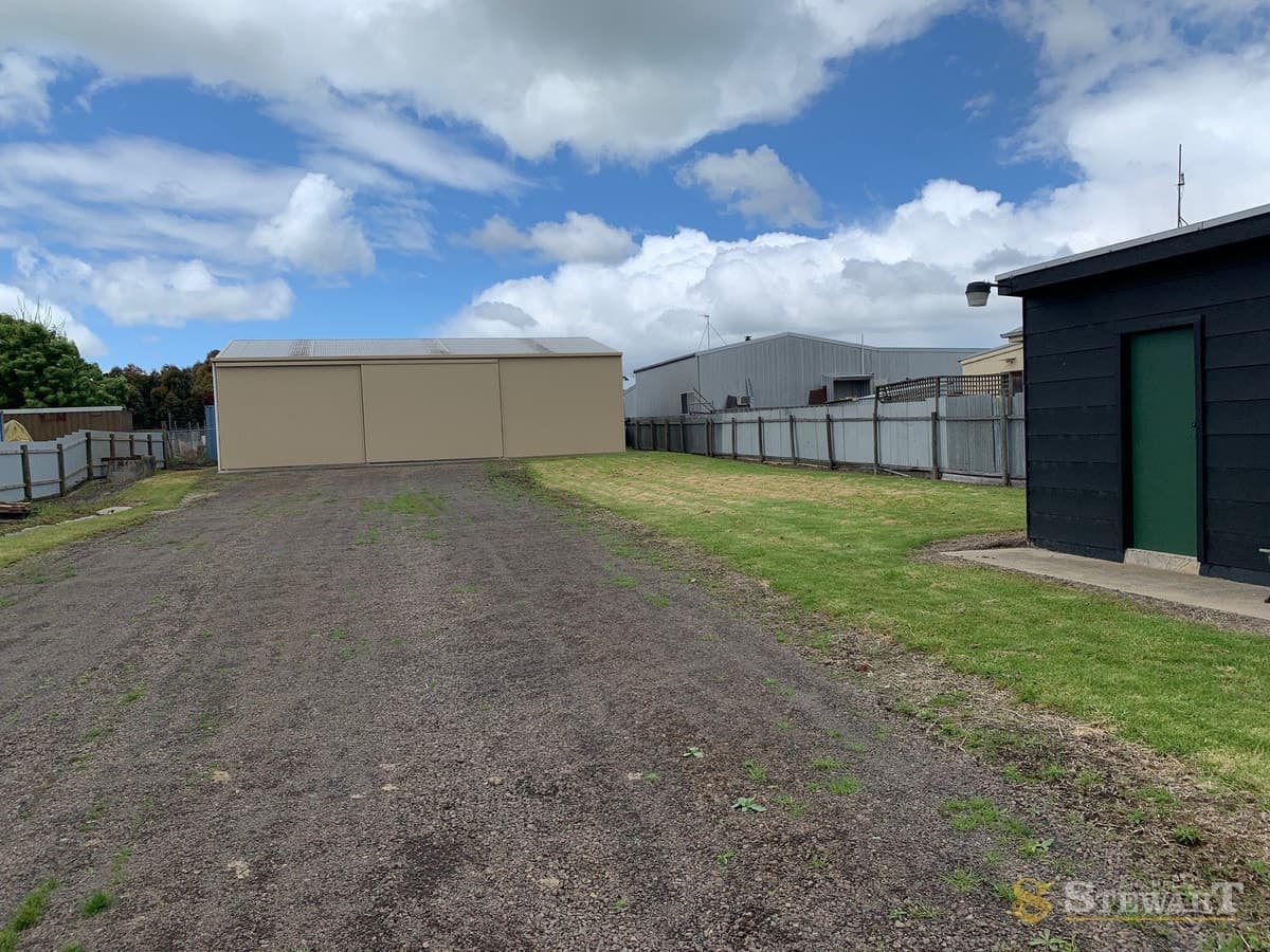 20 Clark Street, Colac East, VIC, Colac East - Thumbnail 2