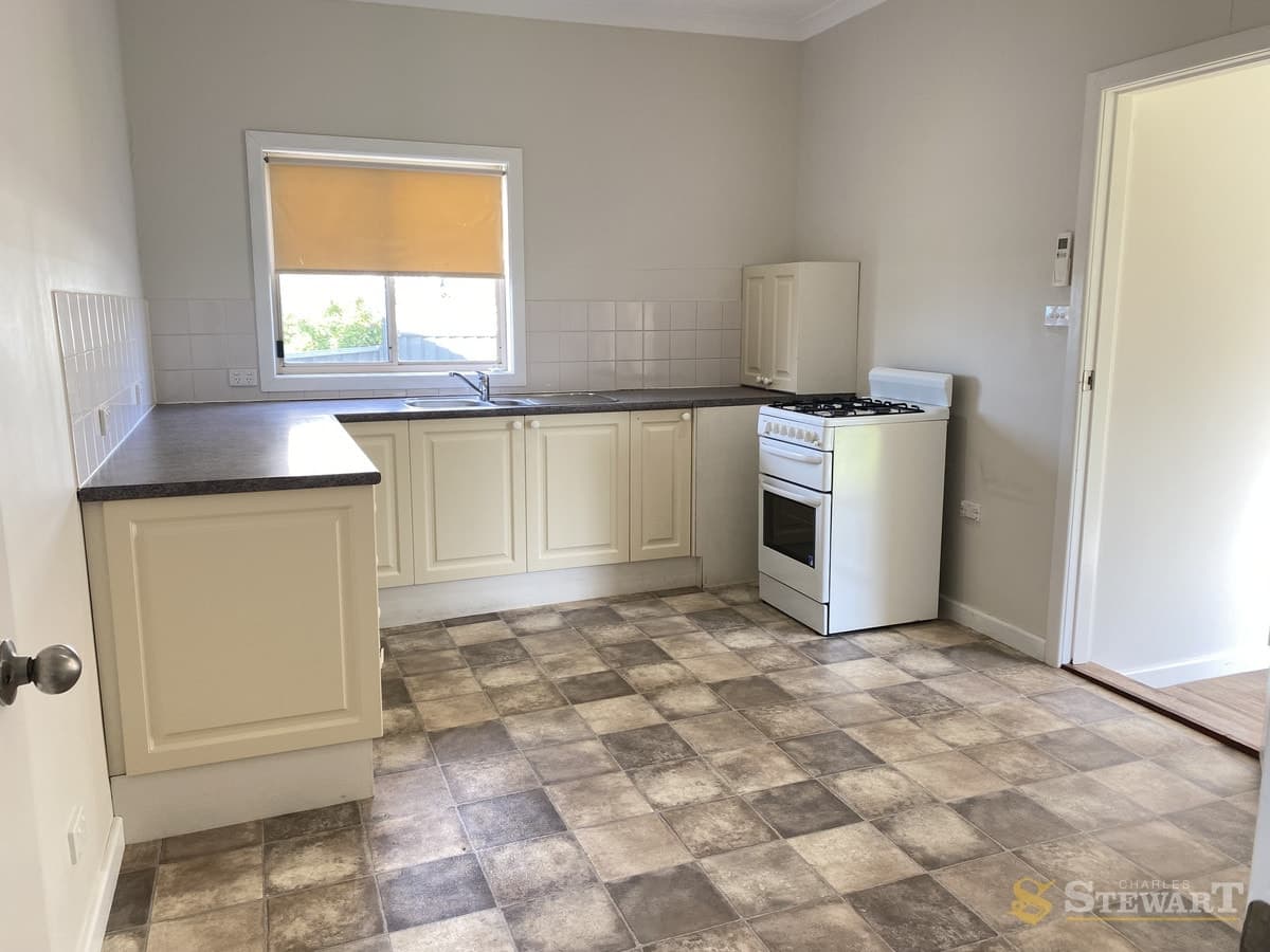 33 Russell Street, Camperdown, VIC, Camperdown - Thumbnail 3