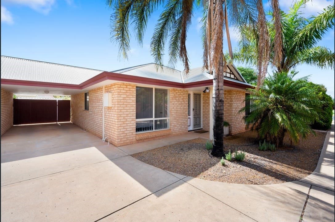 21A Ramus Circle, Somerville - Image 1