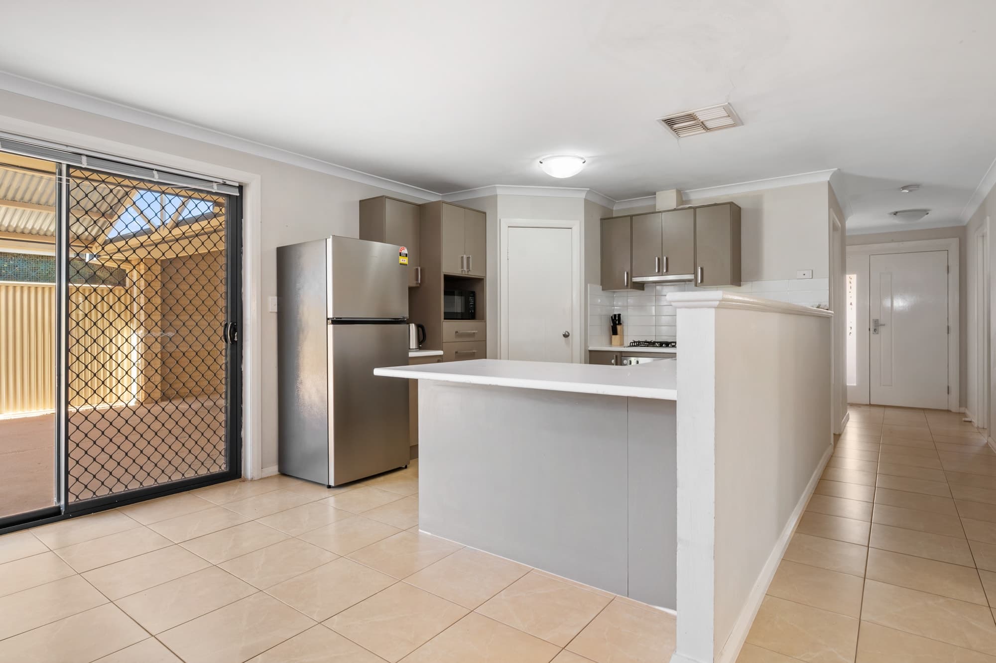 2/293 Hay Street,
	
			
							KALGOORLIE
				
							
							WA
			6430, Kalgoorlie - Thumbnail 3