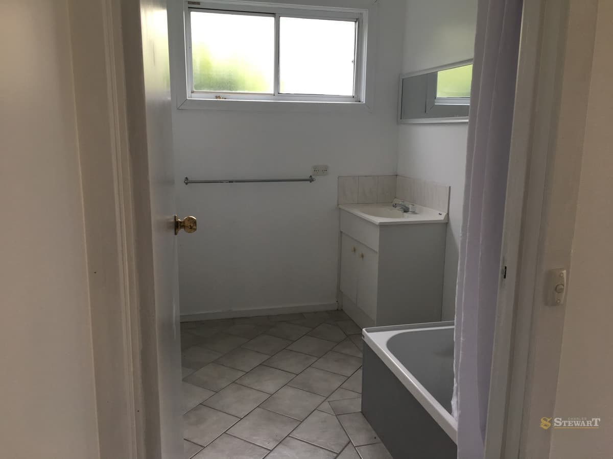 27 Manifold Street, Colac, VIC, Colac - Thumbnail 4