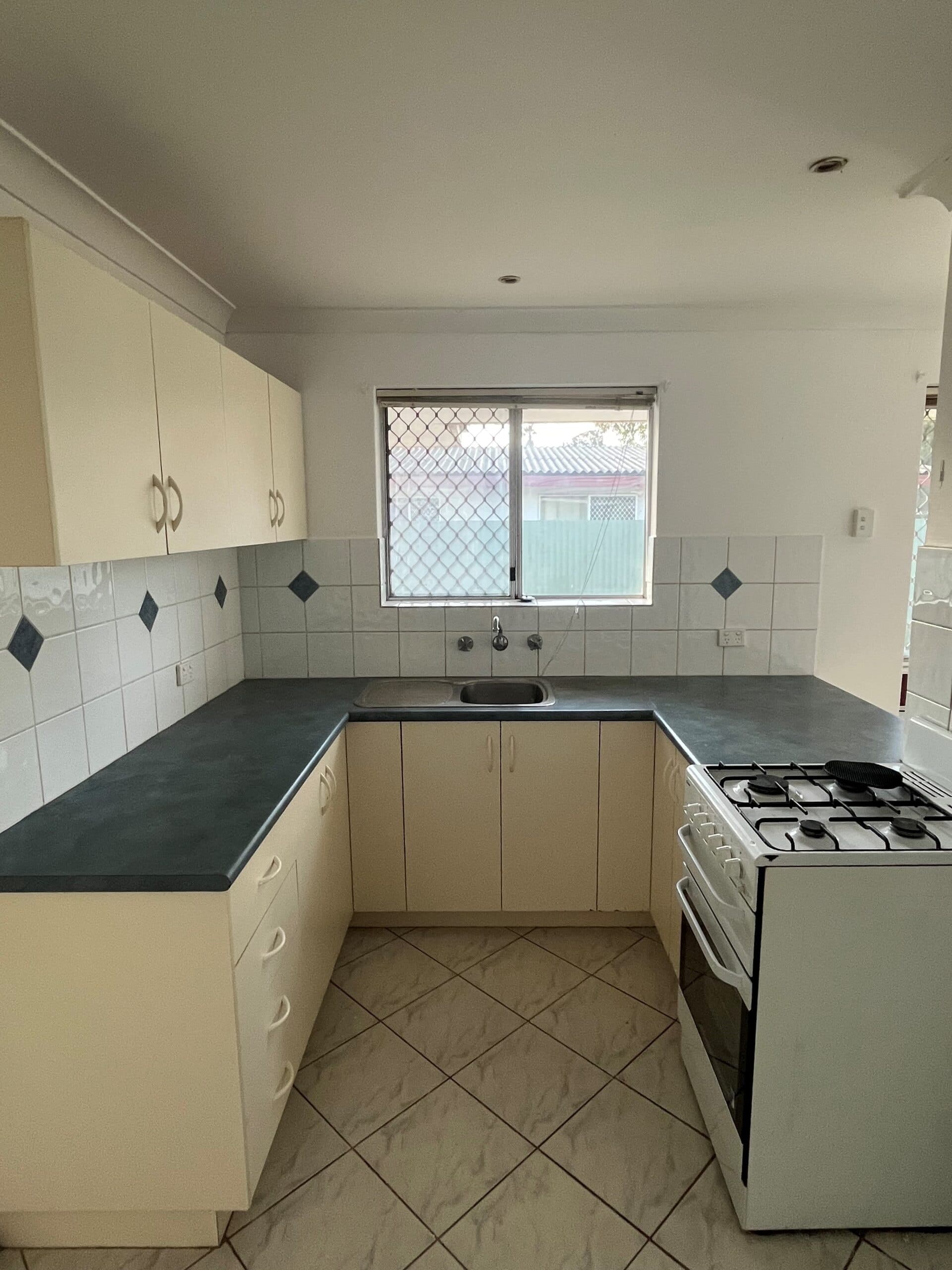 1 Conliffe Place,
	
			
							SOUTH KALGOORLIE
				
							
							WA
			6430, South Kalgoorlie - Thumbnail 5