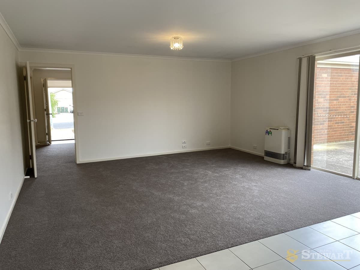 2 Rodger Drive, Colac, VIC, Colac - Thumbnail 3