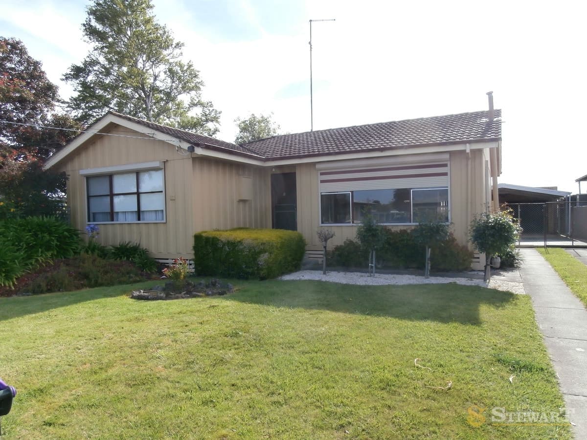 17 Dunoon Street, Colac, VIC, Colac - Image 1