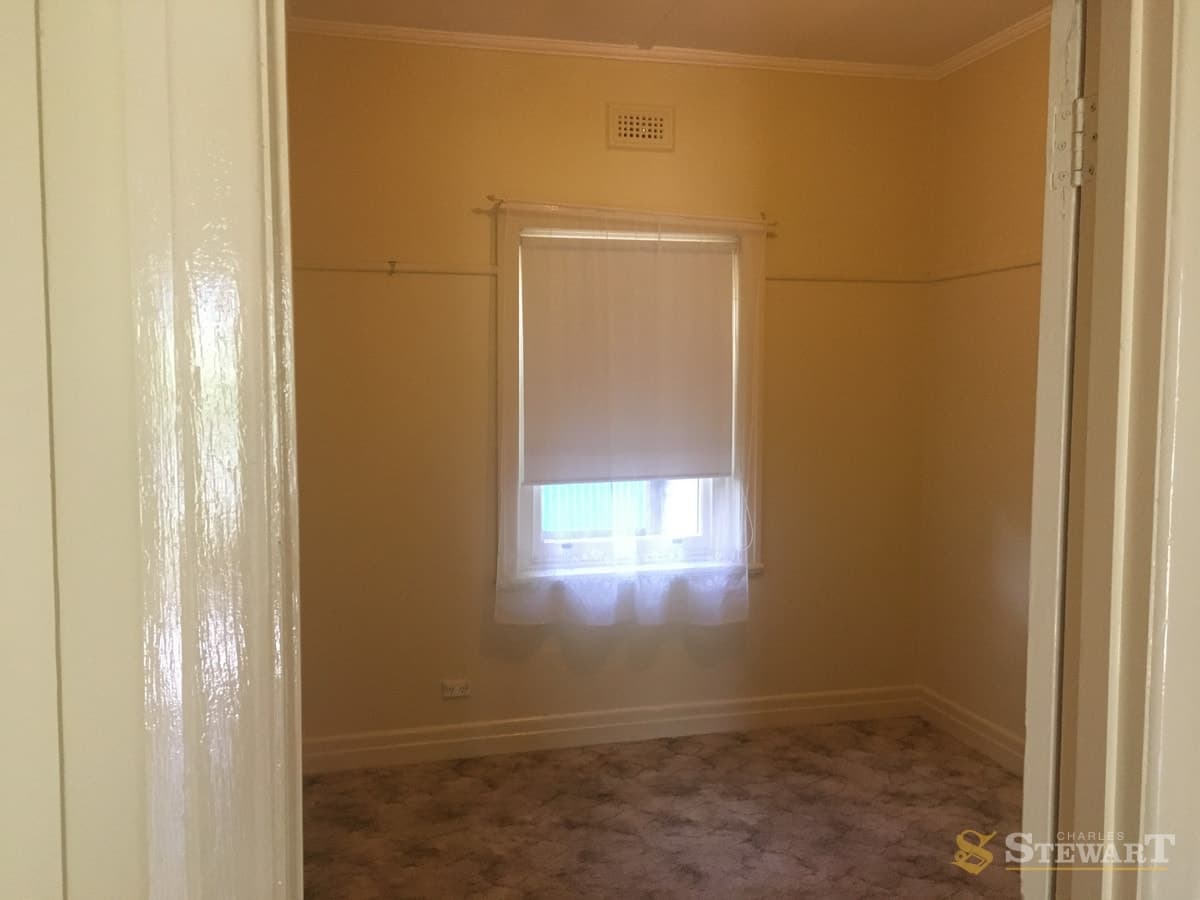 22 Parrott Street, Cobden, VIC, Cobden - Thumbnail 7