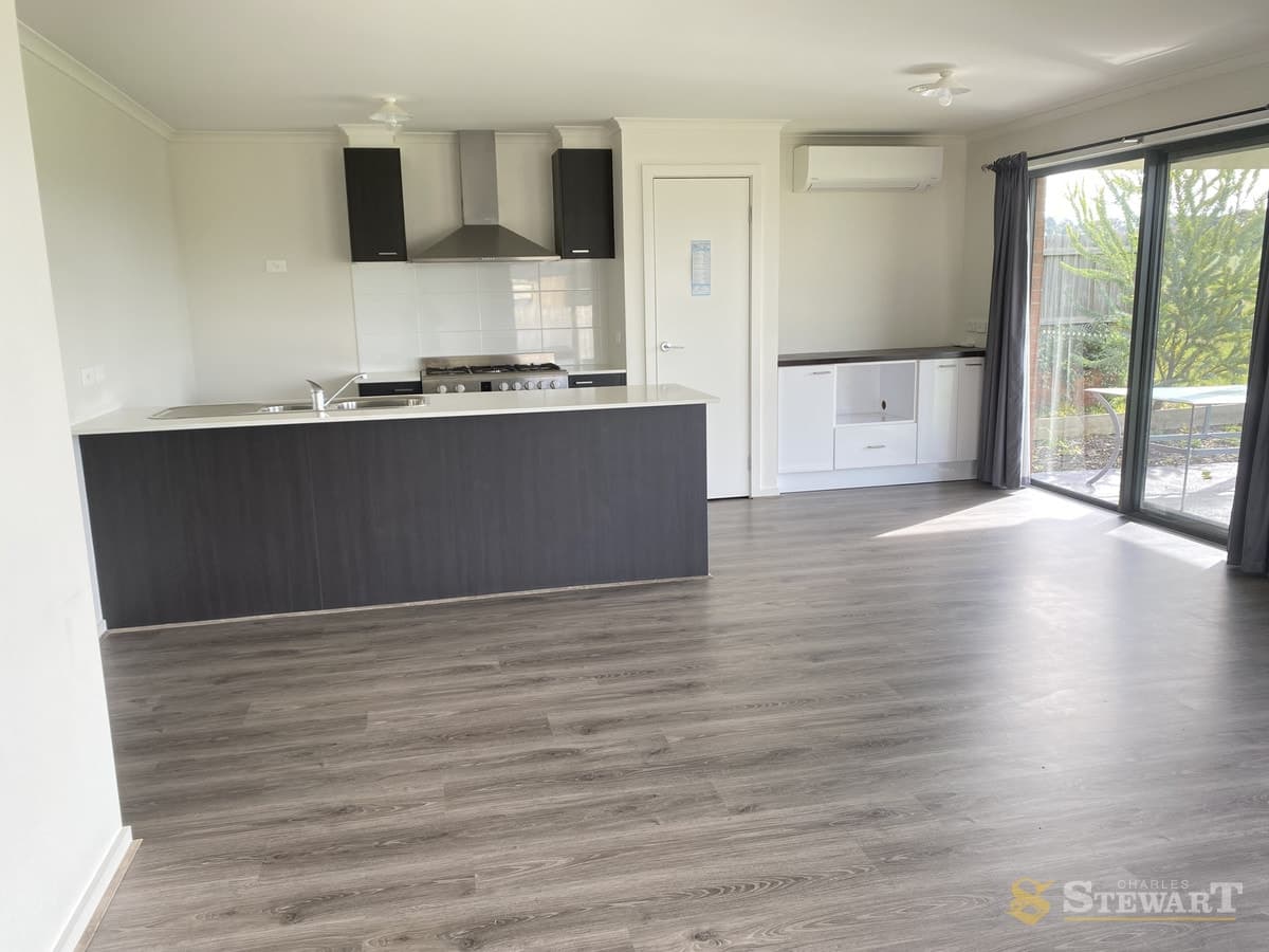 22 McAlpine Court, Camperdown, VIC, Camperdown - Thumbnail 3