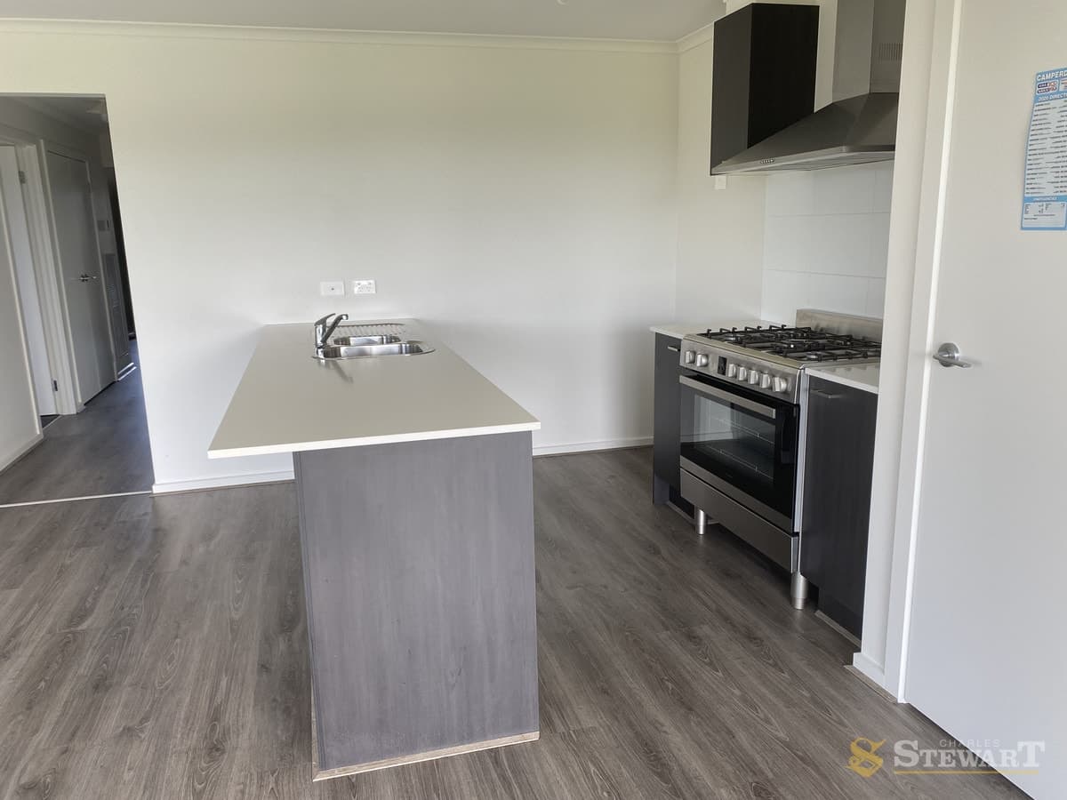 22 McAlpine Court, Camperdown, VIC, Camperdown - Thumbnail 5