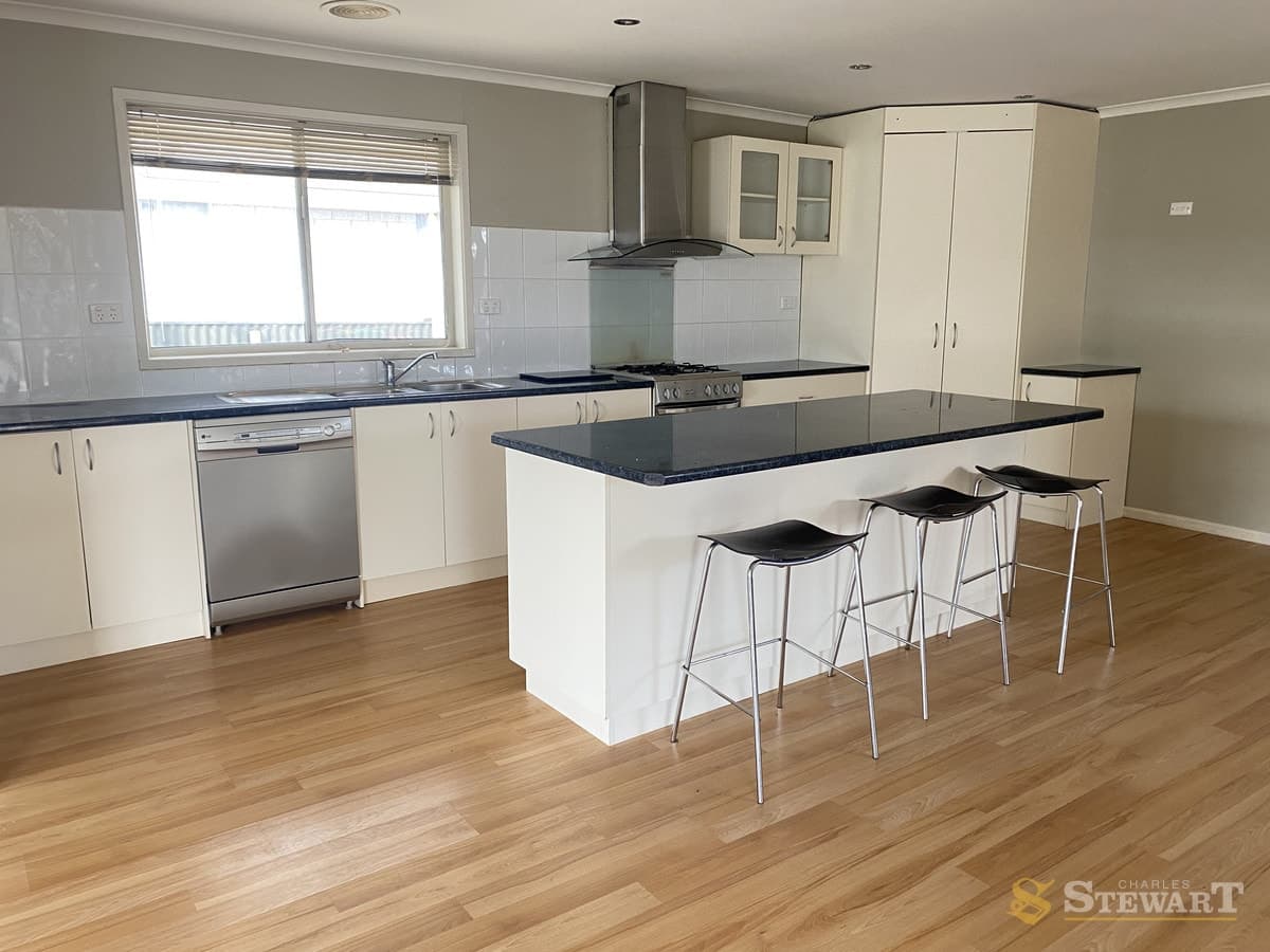 5 Borwick Street, Colac, VIC, Colac - Thumbnail 3