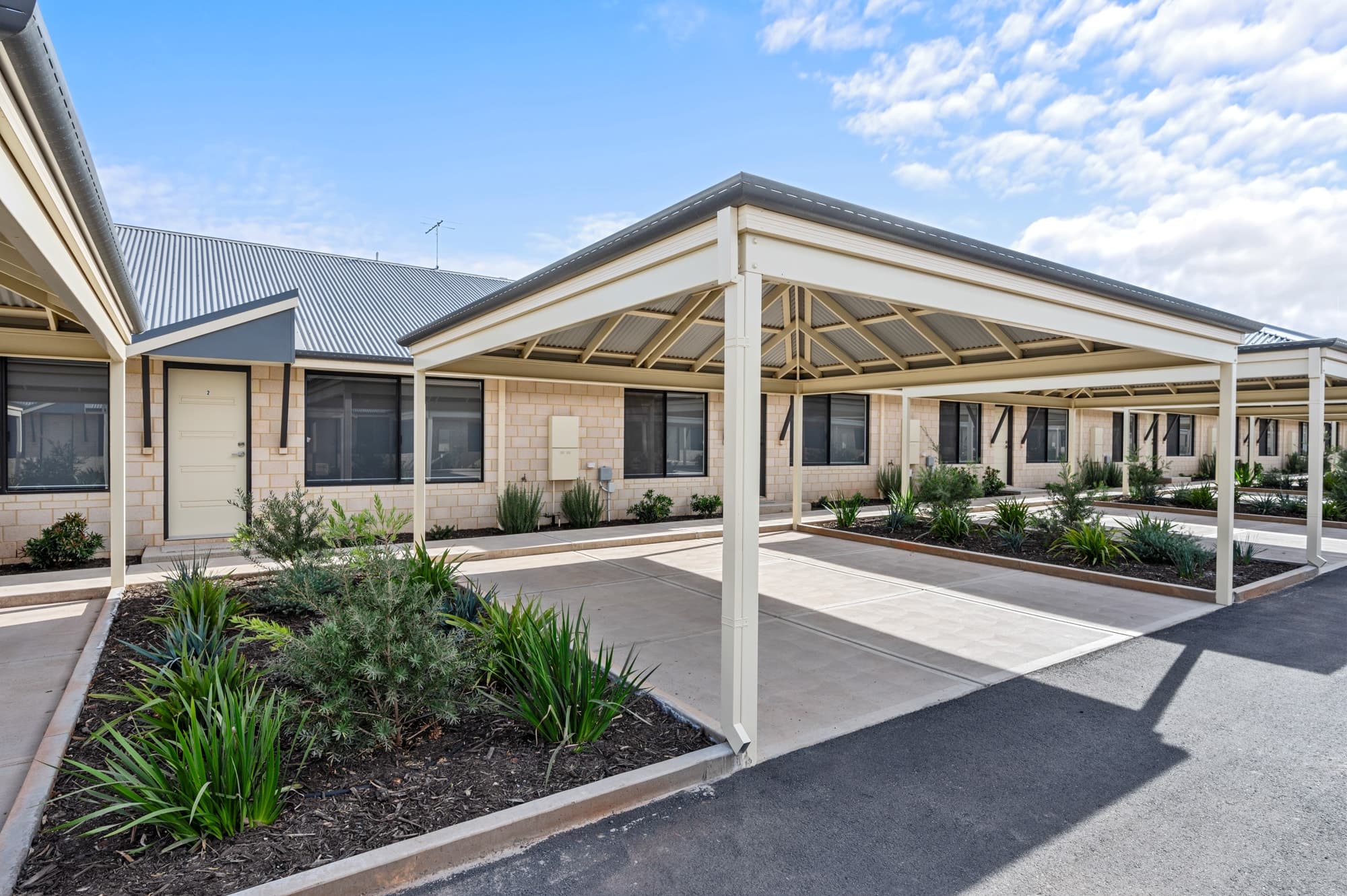 18/25-27 Oswald Street, South Kalgoorlie - Image 1