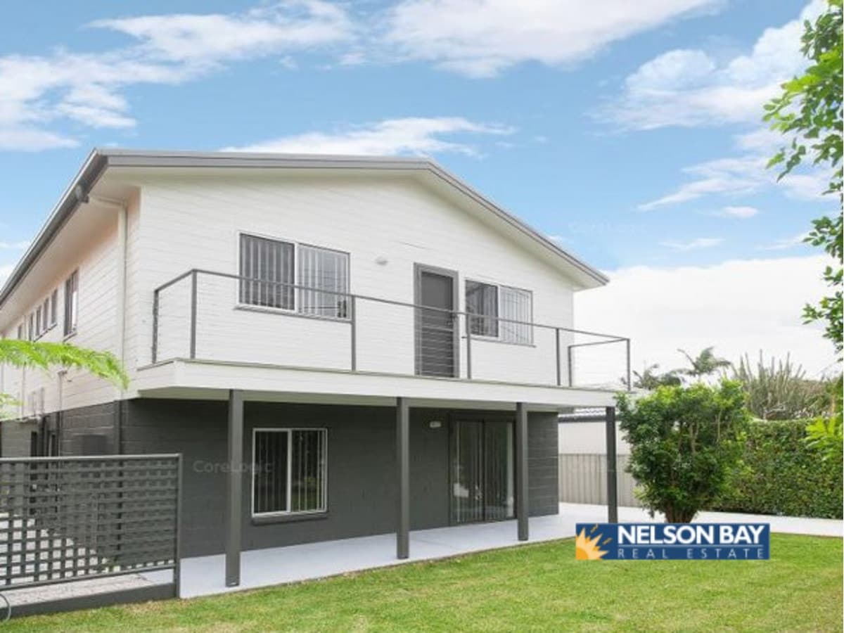 2 / 96 Sandy Point Road, Corlette NSW 2315, Corlette - Image 1