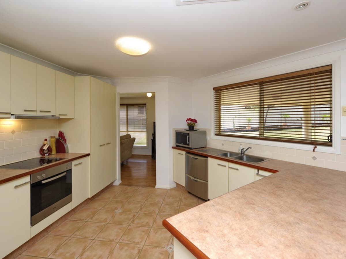 56 Bagnall Beach Road, CORLETTE NSW 2315, Corlette - Thumbnail 5