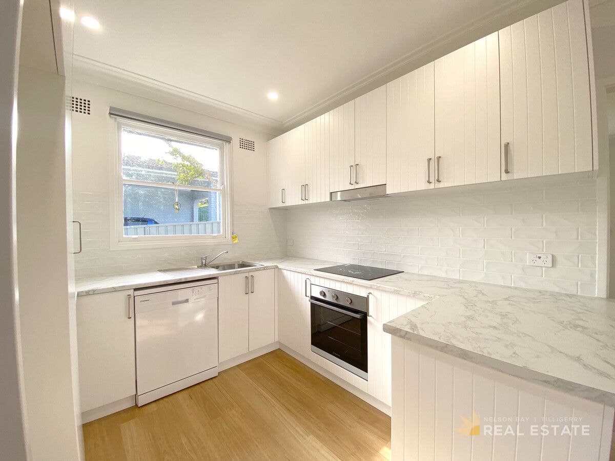 20 Victor Parade, Shoal Bay NSW 2315, Shoal Bay - Thumbnail 2