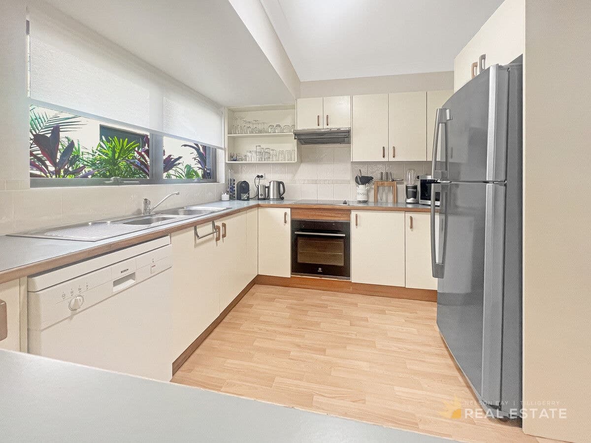 4 / 19-23 Dowling Street, Nelson Bay NSW 2315, Nelson Bay - Thumbnail 2
