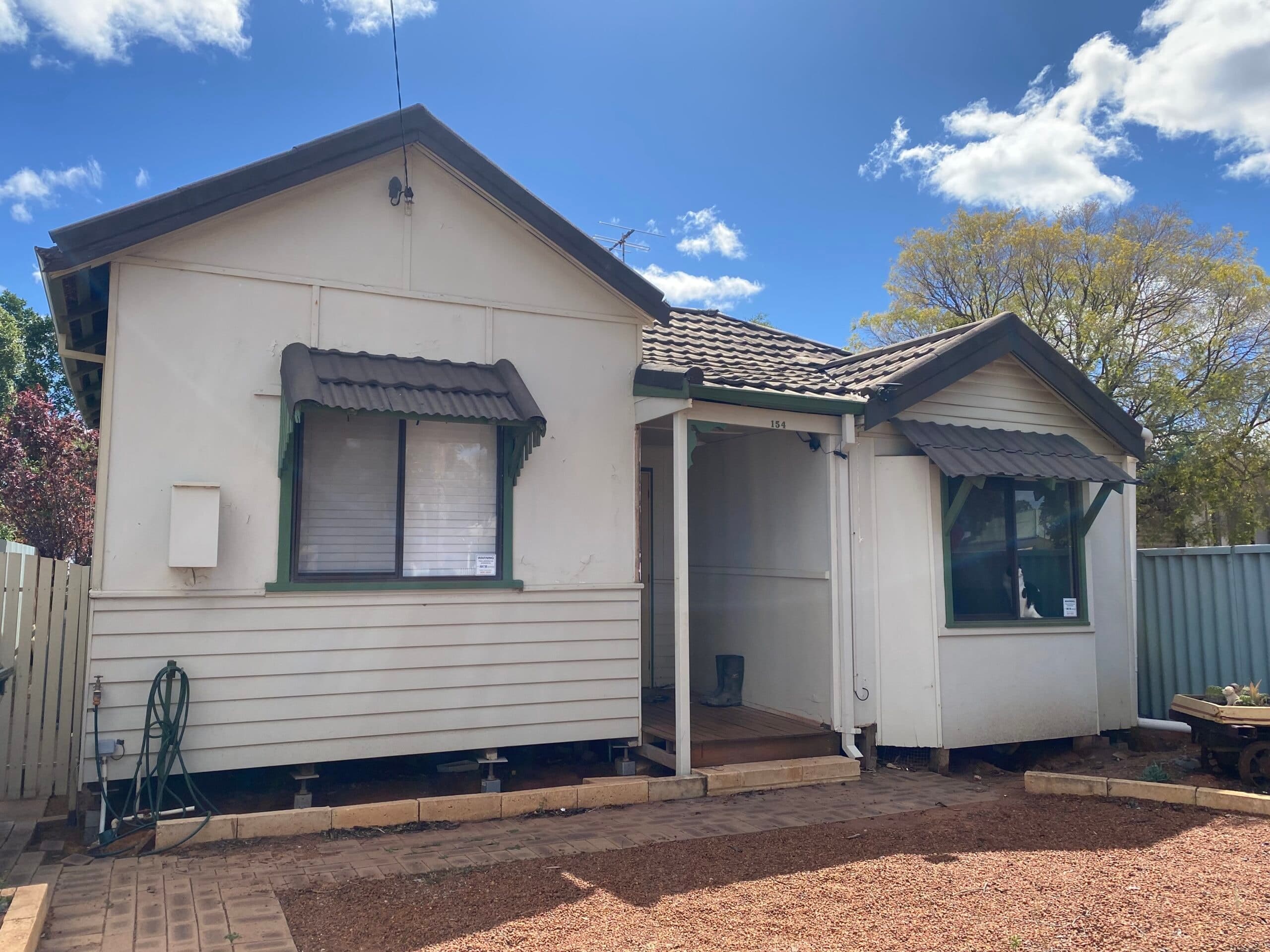 154 Cheetham Street,
	
			
							KALGOORLIE
				
							
							WA
			6430, Kalgoorlie - Image 1