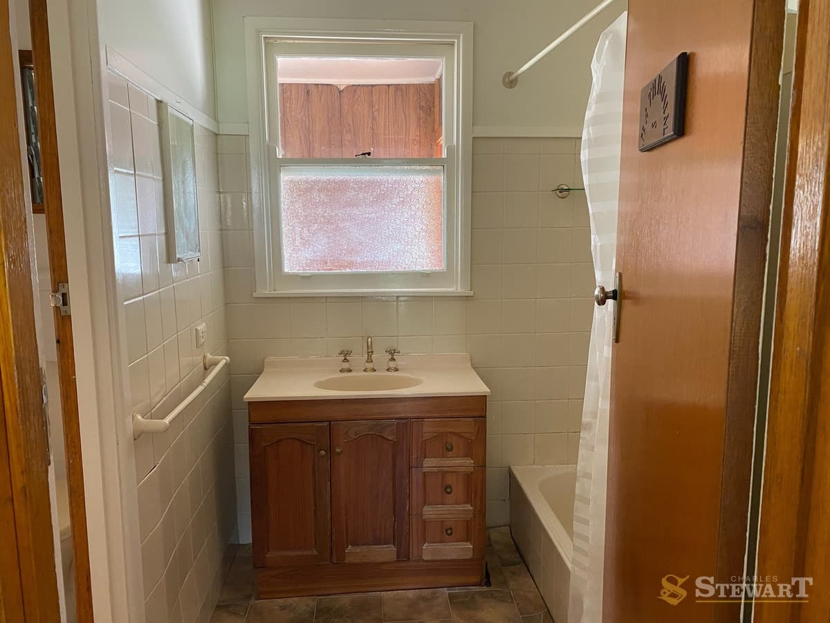 125 Coradjil Road, Simpson, VIC, Simpson - Thumbnail 4