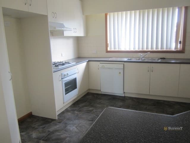141 Hart Street, Elliminyt, VIC, Elliminyt - Thumbnail 2