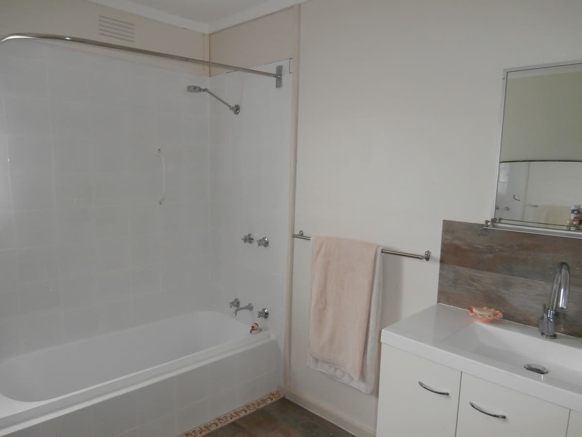 3220 Colac-Ballarat Road, Cressy, VIC, Cressy - Thumbnail 4