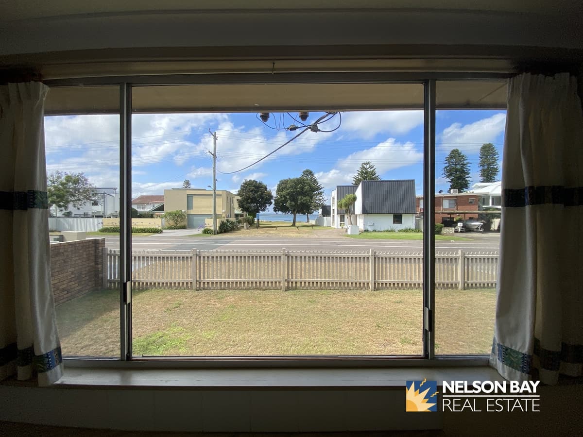 17 Sandy Point Road, Corlette NSW 2315, Corlette - Thumbnail 3
