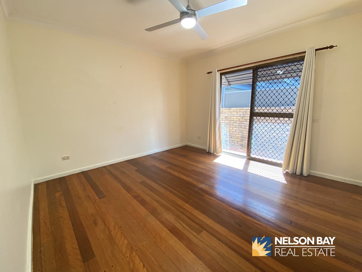 17 Sandy Point Road, Corlette NSW 2315, Corlette - Thumbnail 6