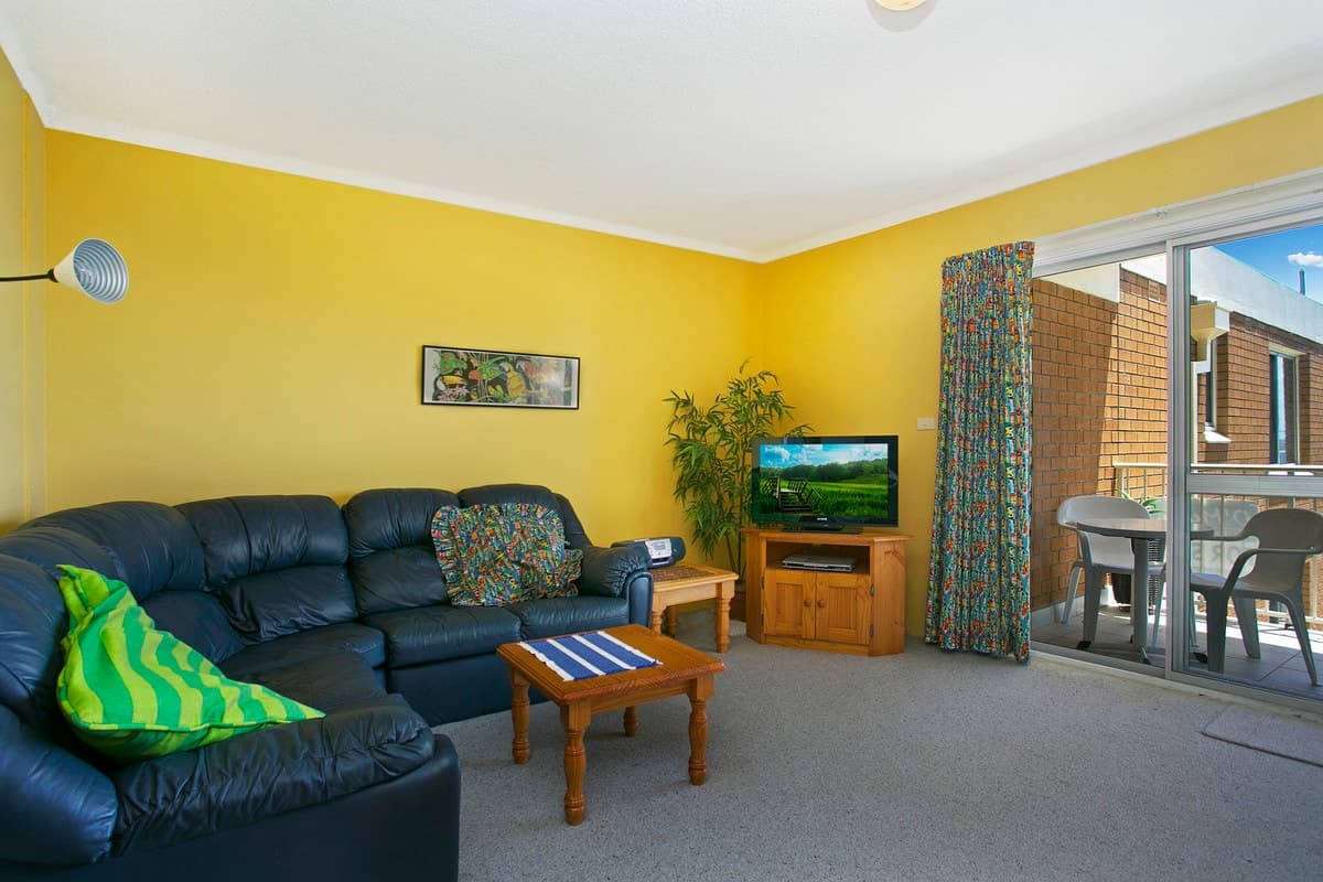 Unit 9 / 47-49 Magnus Street, NELSON BAY NSW 2315, Nelson Bay - Thumbnail 2