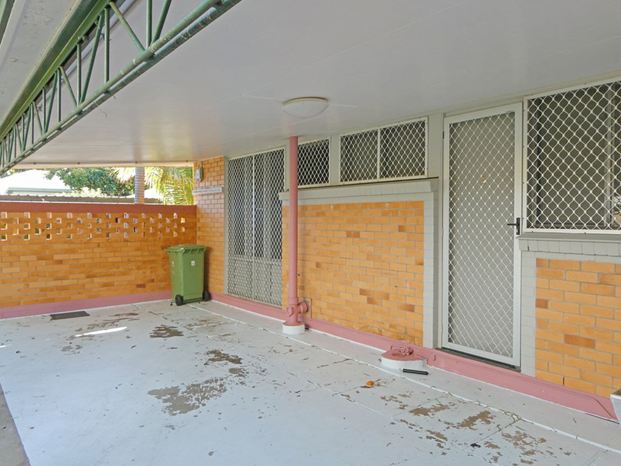4 / 41 Bayswater Road, Hyde Park, Hyde Park - Image 1