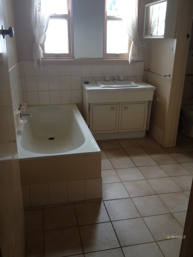 19 Dimora Avenue, Camperdown, VIC, Camperdown - Thumbnail 4