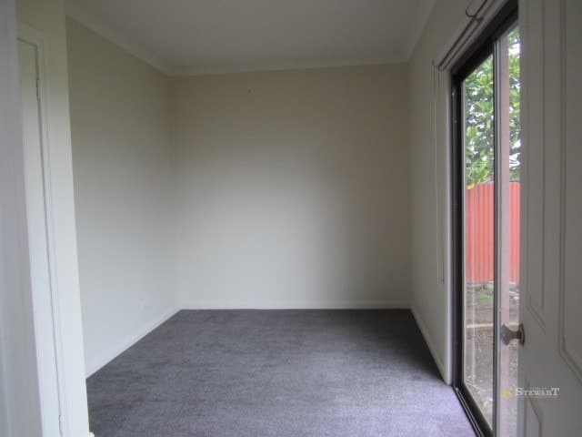 81 Gravesend Street, Colac, VIC, Colac - Thumbnail 6