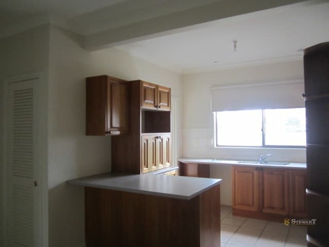 81 Gravesend Street, Colac, VIC, Colac - Thumbnail 7