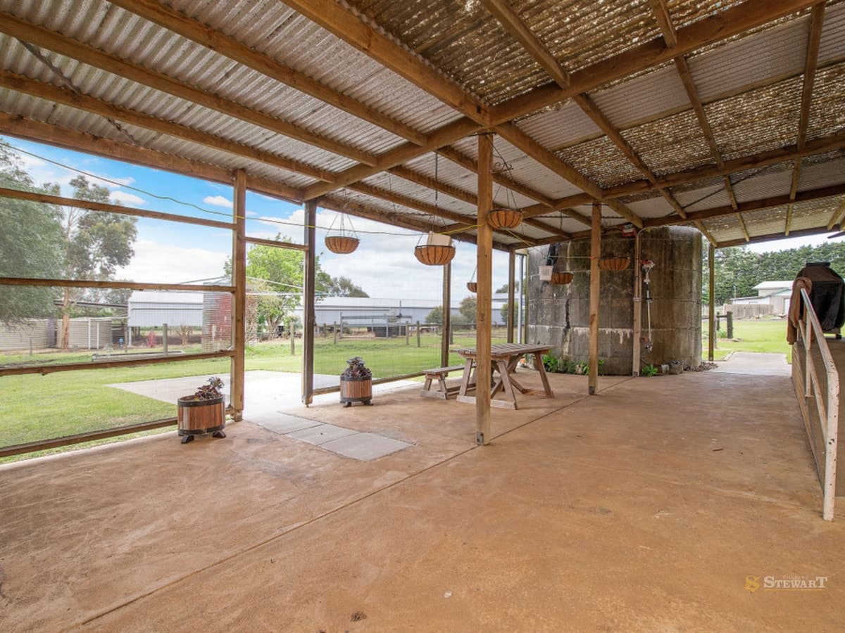 1370 Princes Highway, Pirron Yallock, VIC, Pirron Yallock - Thumbnail 6